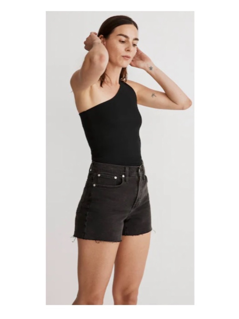 Madewell High-Rise Denim Shorts in Lunar Wash Size 27 Style #K6156